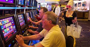 Wild Fireworks slot game interface showing reel layout and cascade mechanics